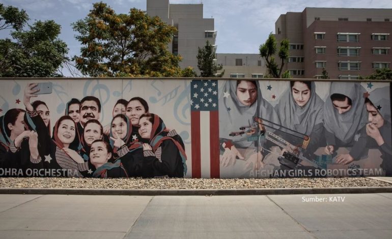Corat-Coret di Dinding Afghanistan: Bisakah Mural Bicara Saat Kritik Dibungkam?