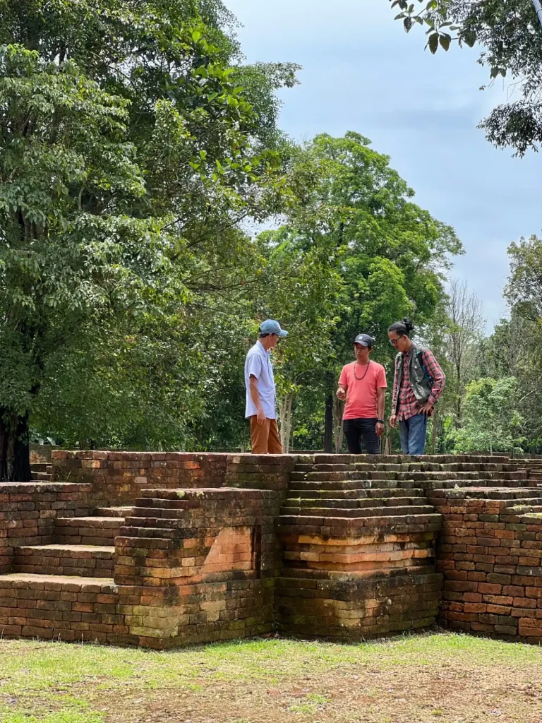 ulasan Unearthing Muarajambi Temples