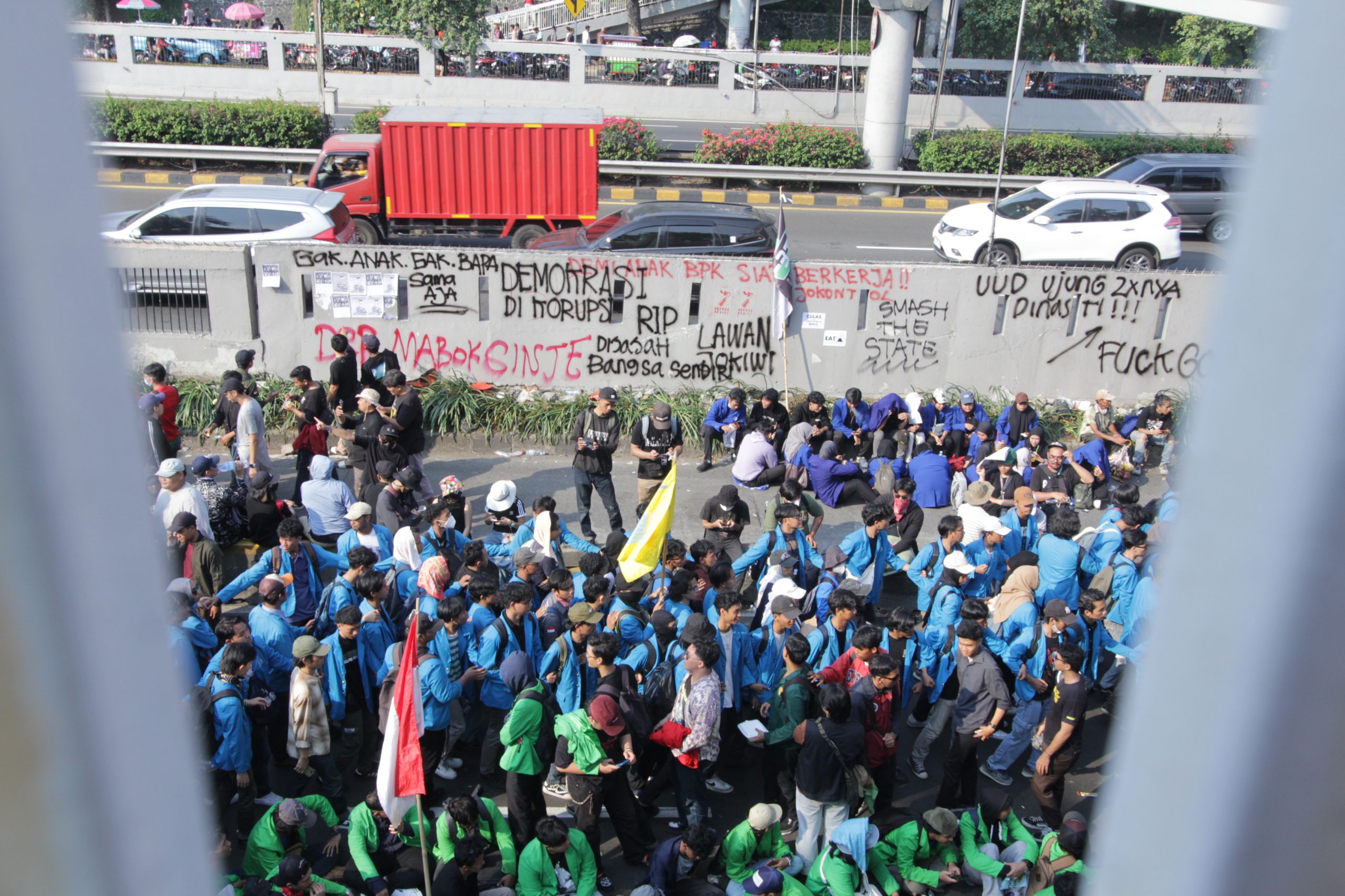 Sudah Demo dan Marah di Medsos: Apa yang Bisa Kita Lakukan Selanjutnya?