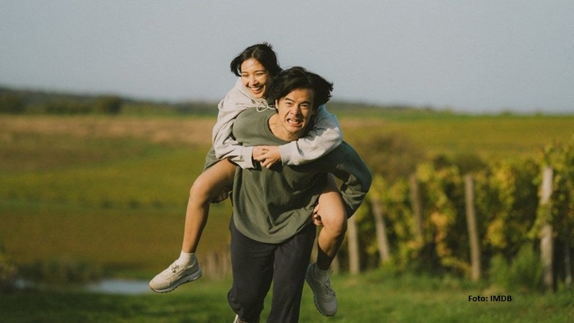 Bahkan dalam ‘Sore: Idaman’, Cinta dan Kematian Tak Lepas dari Kekangan Kapitalisme