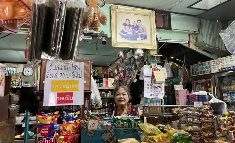 24 Jam Terpanggang dalam ‘Oven Raksasa’: Bagaimana Perempuan Khlong Toei Bertahan dalam Cuaca Panas 