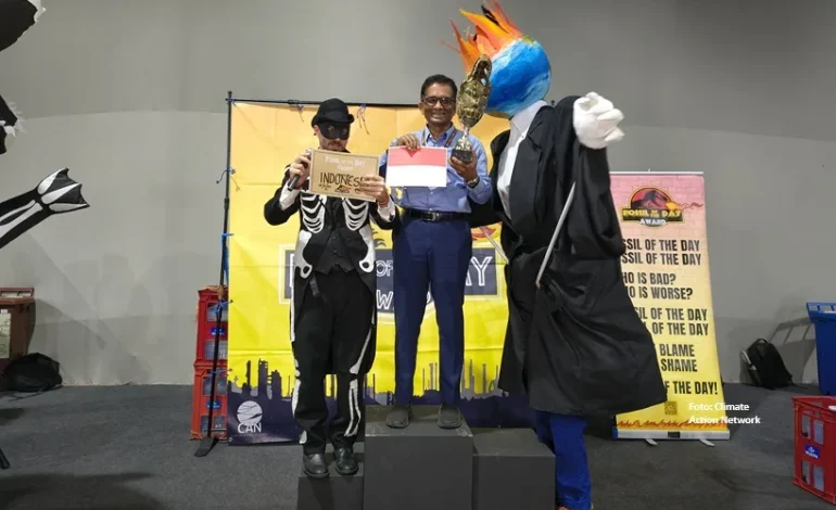 Indonesia Dapat “Fossil of The Day”: Dianggap Bawa Pelobi Fosil ke COP30 