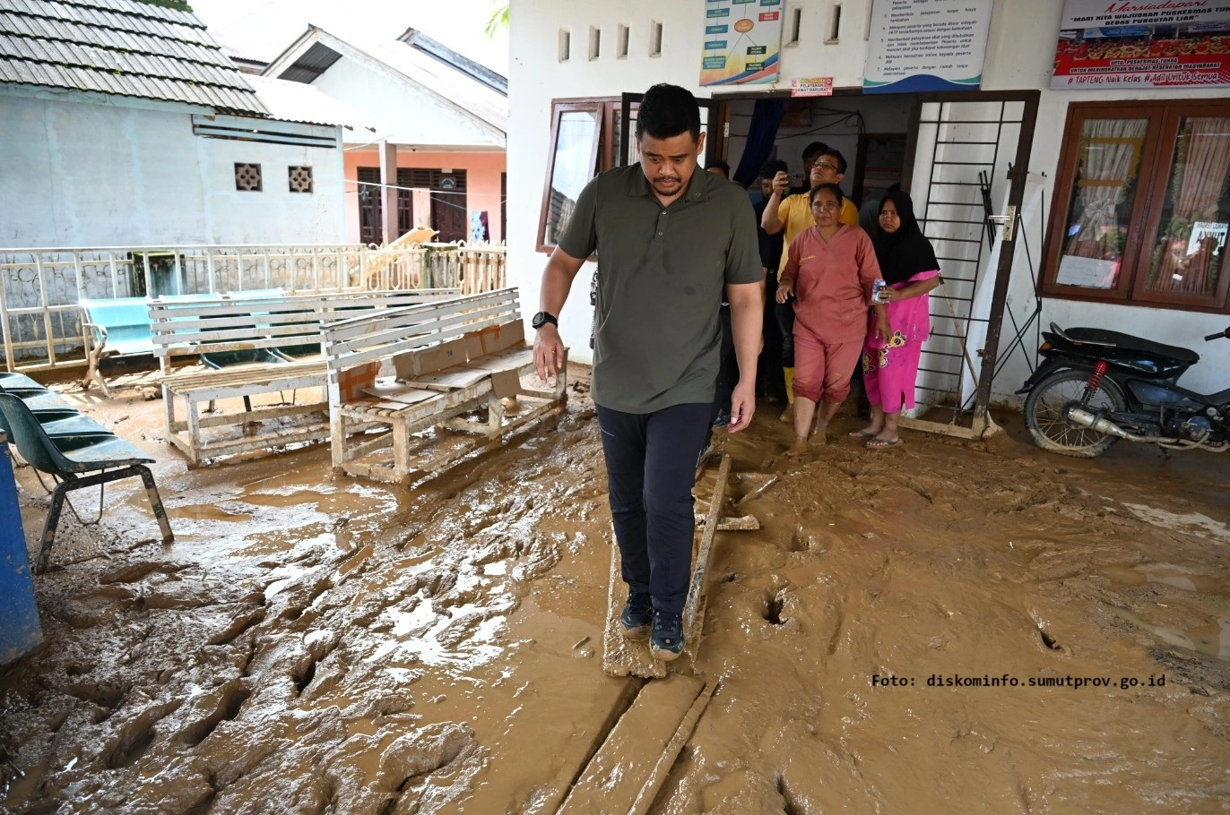 apa itu performative goverment