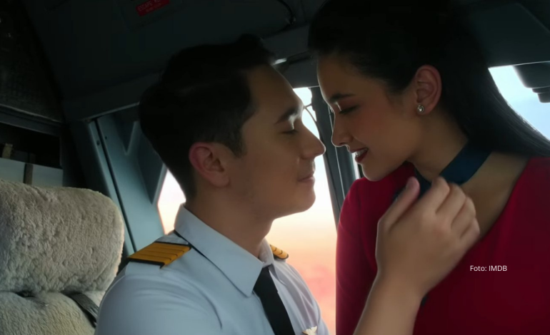 ‘Love Bombing’ Hingga Budaya Menyalahkan Perempuan dalam Film ‘Penerbangan Terakhir’