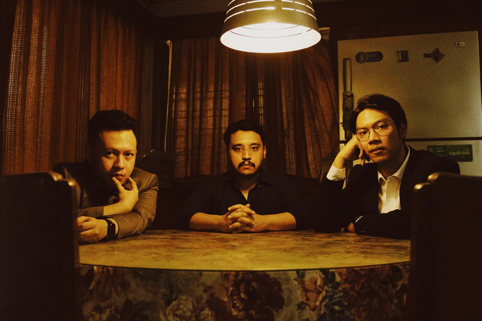 Mendengarkan Maskulinitas yang Manusiawi dari Band Perunggu