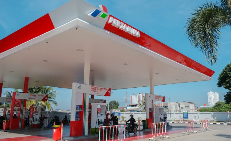 Bahlil: “Dampak BBM dan LPG Nonsubsidi Naik Cuma pada Orang Mampu”, Apa Betul?