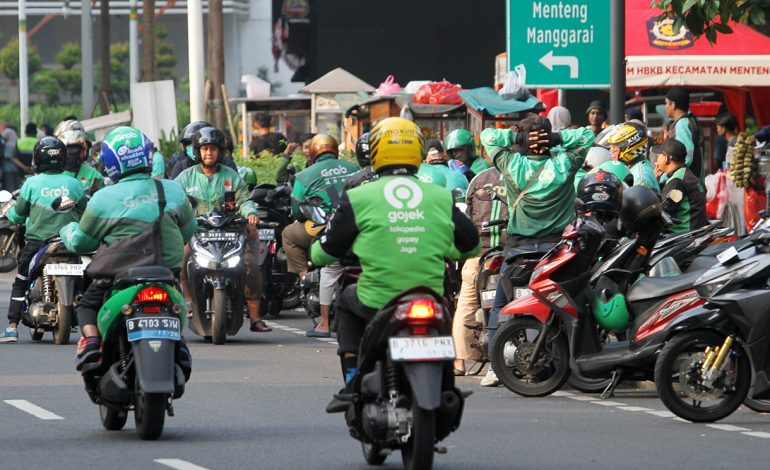 Potongan Aplikasi Saja Tak Cukup, Pengemudi Ojol Perlu Diakui Sebagai Pekerja