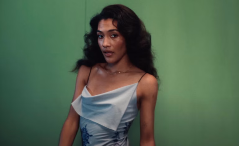 Olivia Dean dan Seni Mencintai yang Tak Buat Perempuan Kehilangan Diri