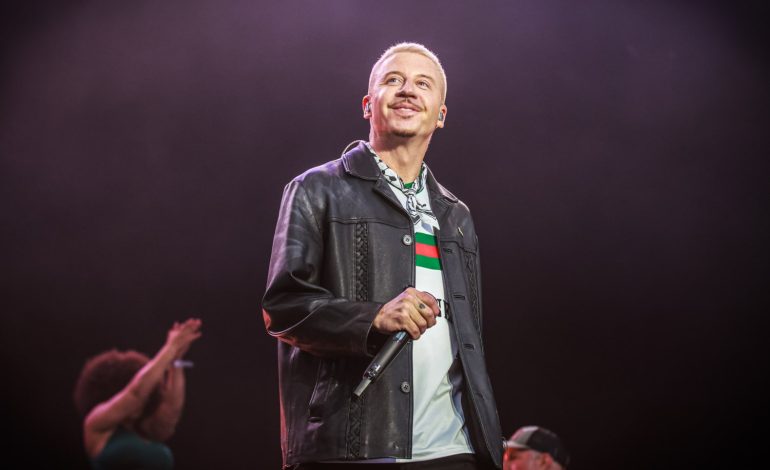 Macklemore Didepak dari Tur Ed Sheeran, Empat Musisi Ikut Mundur