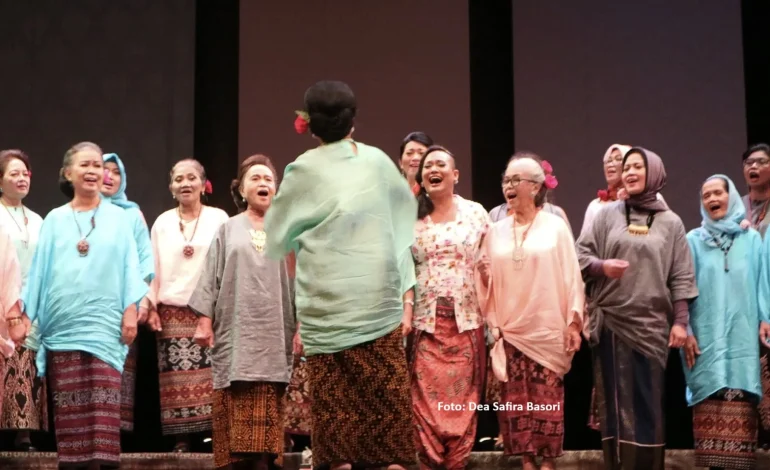 #MerawatIngatan65: Senandung Dialita, Menjaga Cerita, Melawan Lupa